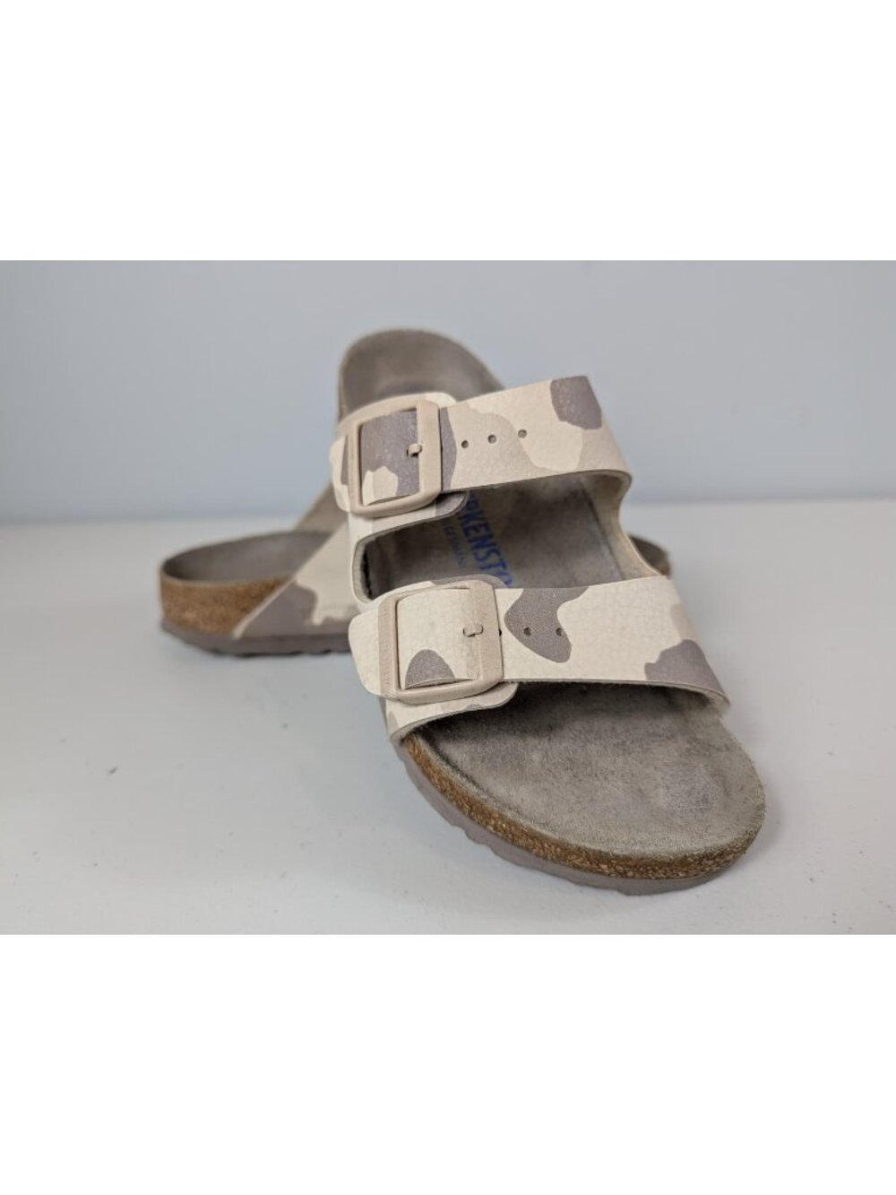Birkenstock Arizona soft foot bed slide sandal in desert soil color size 5